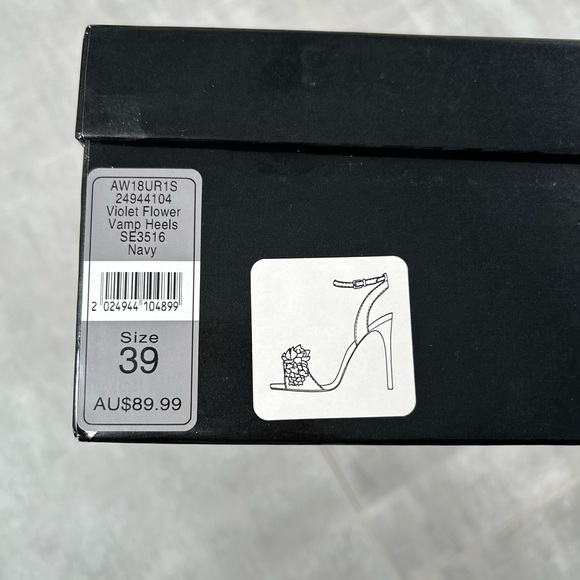 FOREVER NEW Floral Satin Heels - Picture 3 of 6